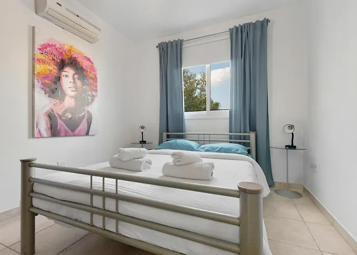 Glabur - The Cozy Atelier - City, Free Parking & Wifi, Welcomes You!!! 尼科西亚